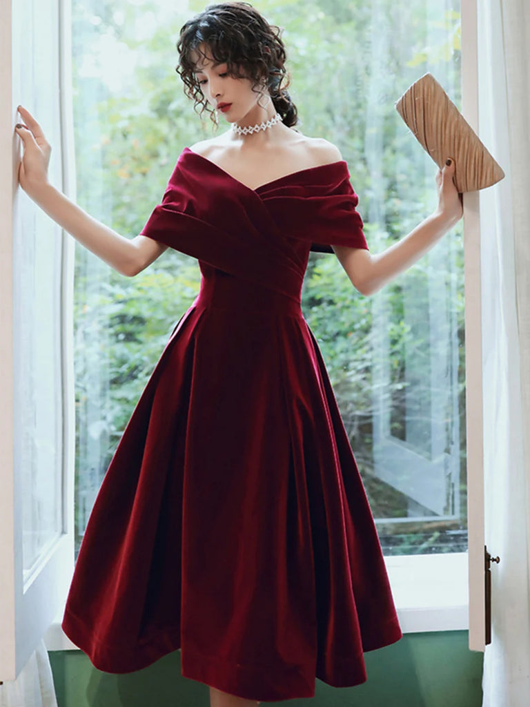 Off the Shoulder Short Burgundy Velvet Prom Dresses, Wine Red Short Gr – jbydress