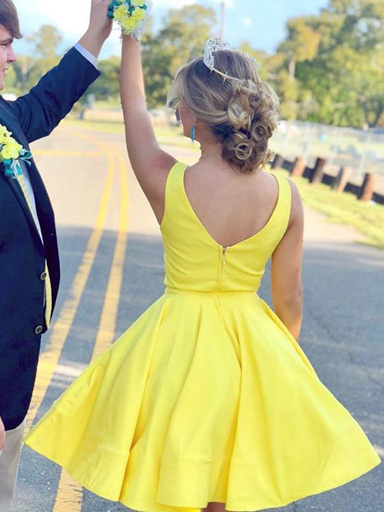 A Line V Neck Short Yellow Prom Dresses, Short Yellow Formal Homecomin –  jbydress